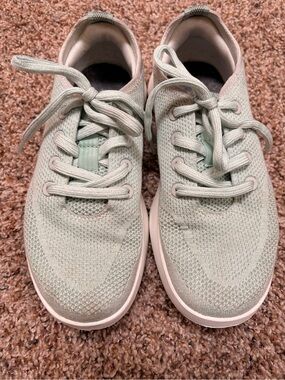 Allbirds Women’s Mint Green Knit Sneakers 7.5